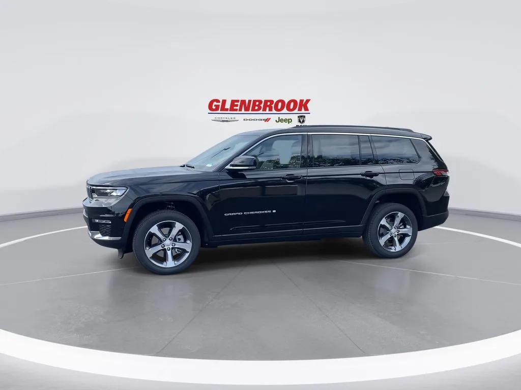 new 2025 Jeep Grand Cherokee car, priced at $55,160