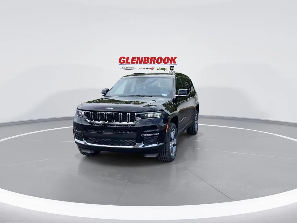 new 2025 Jeep Grand Cherokee car, priced at $55,160