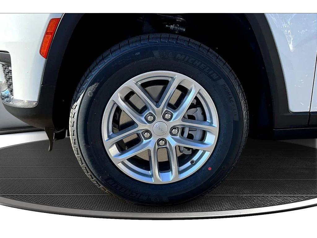 new 2025 Jeep Grand Cherokee L car, priced at $38,864