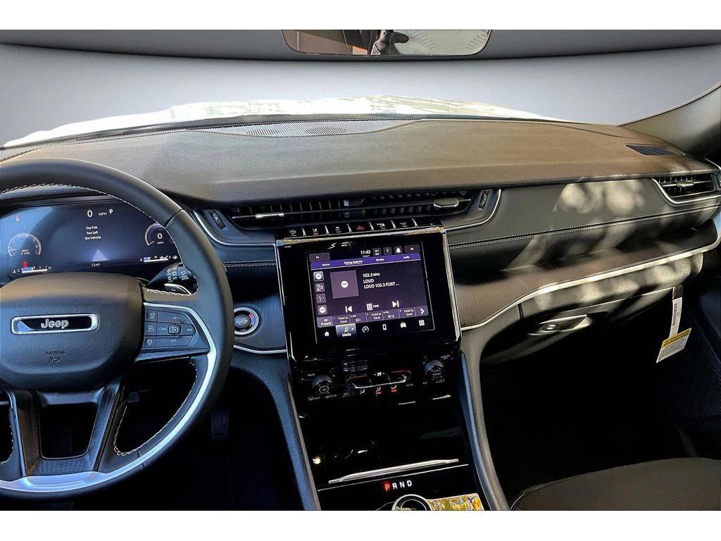 new 2025 Jeep Grand Cherokee L car, priced at $38,864