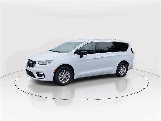 new 2025 Chrysler Pacifica car, priced at $44,445