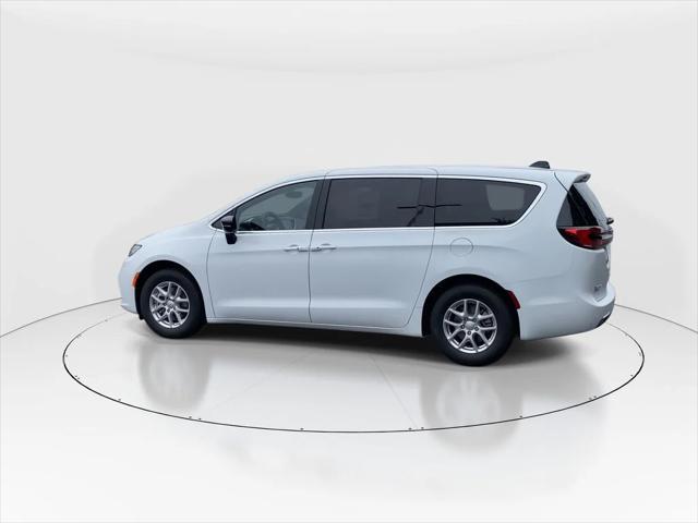 new 2025 Chrysler Pacifica car, priced at $44,445