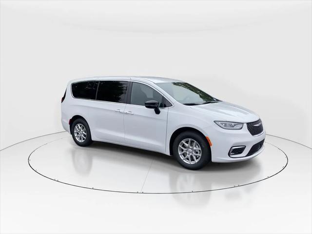 new 2025 Chrysler Pacifica car, priced at $44,445