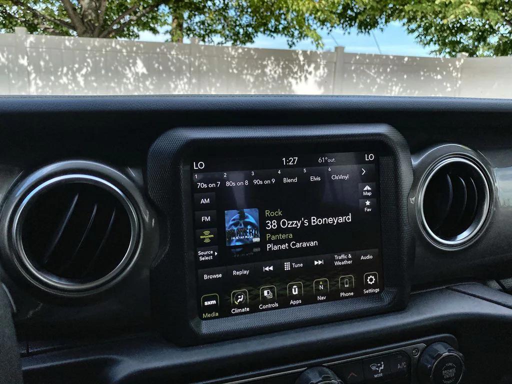 used 2023 Jeep Gladiator car, priced at $35,598