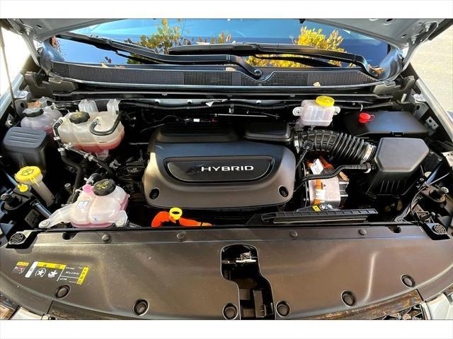 used 2023 Chrysler Pacifica Hybrid car, priced at $35,000