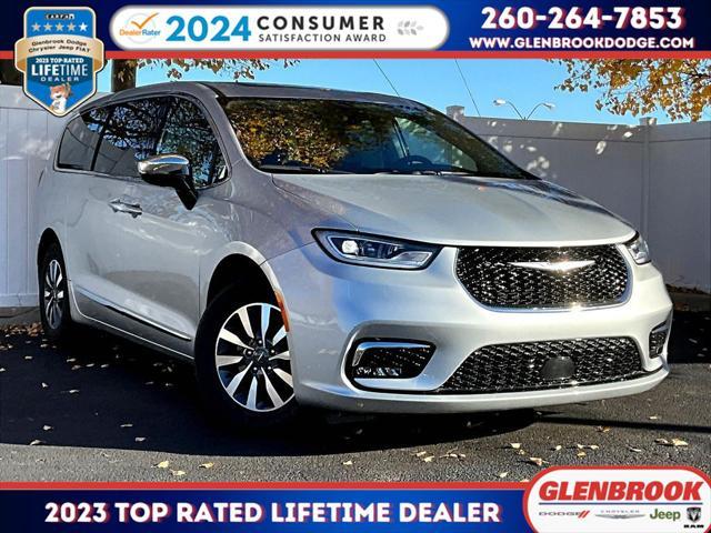 used 2023 Chrysler Pacifica Hybrid car, priced at $33,995