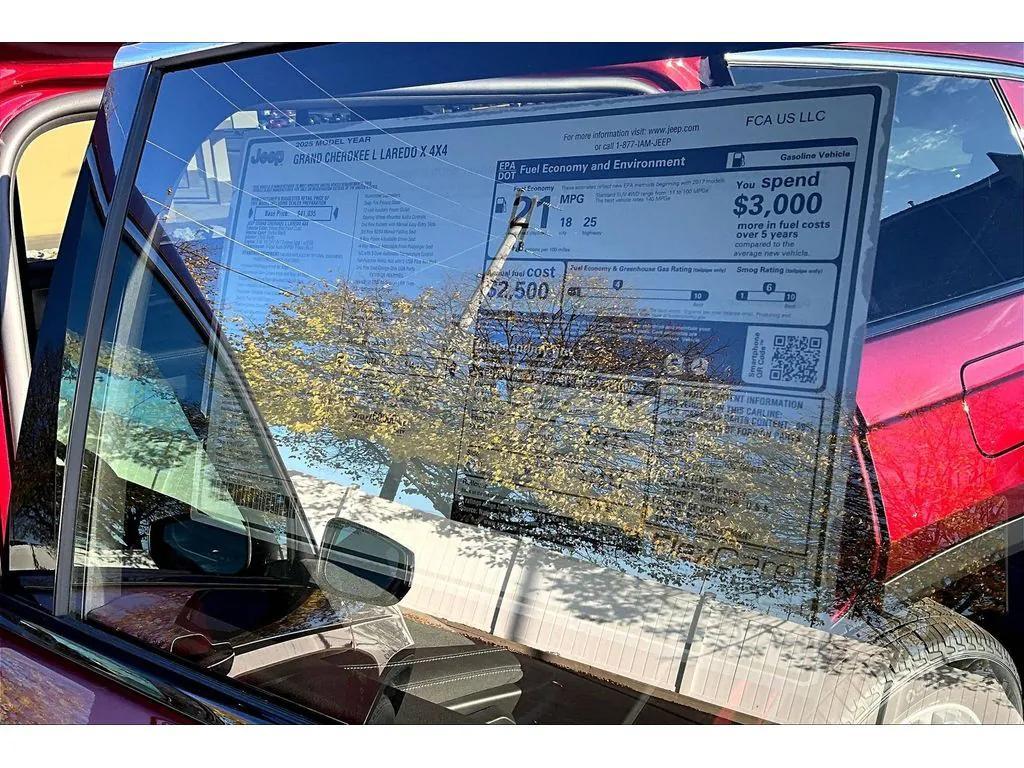 new 2025 Jeep Grand Cherokee L car, priced at $39,300