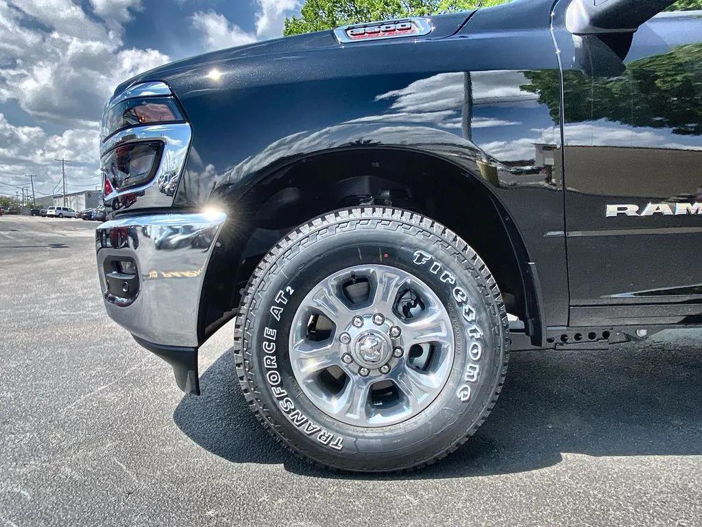 new 2025 Ram 3500 car, priced at $46,436