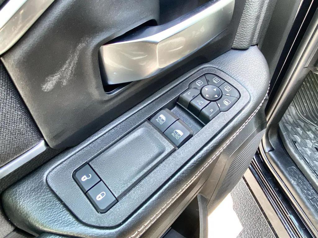 new 2025 Ram 3500 car, priced at $46,436