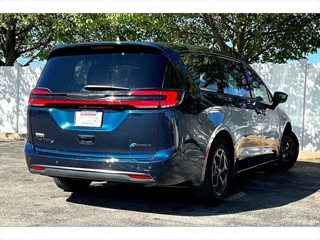 used 2023 Chrysler Pacifica Hybrid car, priced at $35,953