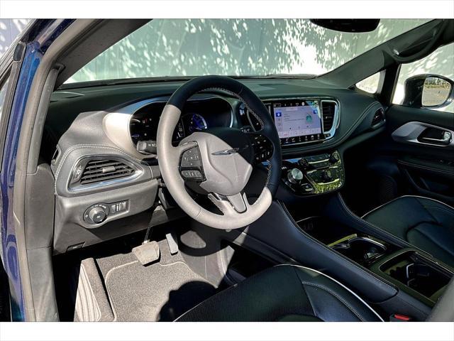 used 2023 Chrysler Pacifica Hybrid car, priced at $35,953