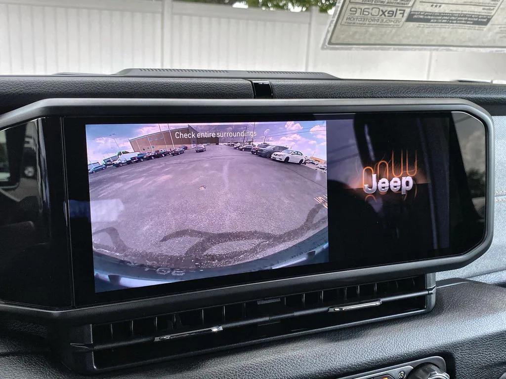 new 2025 Jeep Wrangler car, priced at $46,183