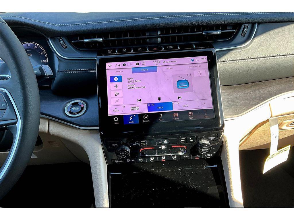 new 2025 Jeep Grand Cherokee car, priced at $45,256