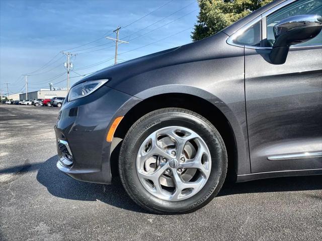 used 2021 Chrysler Pacifica car, priced at $29,000
