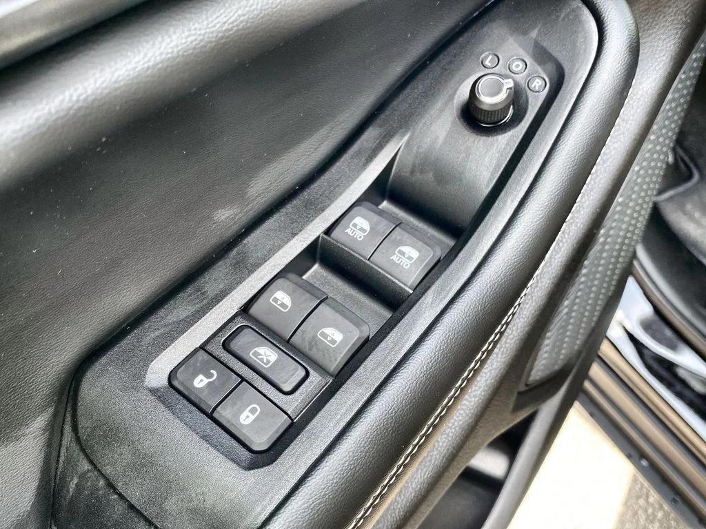 new 2025 Jeep Grand Cherokee car, priced at $44,480