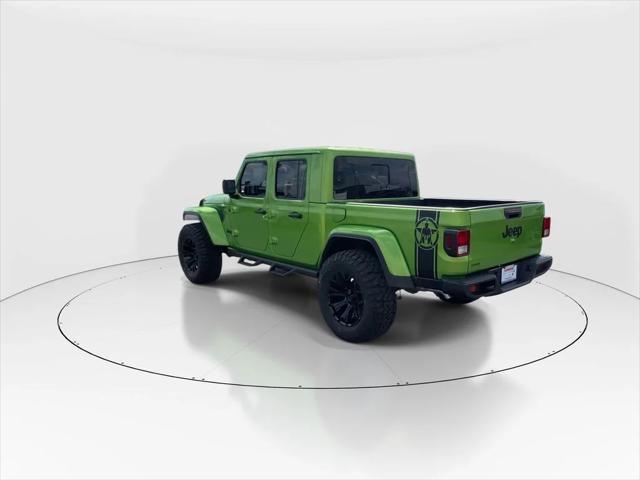 new 2025 Jeep Gladiator car, priced at $43,021