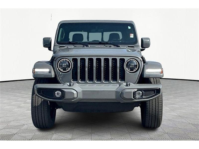 used 2023 Jeep Gladiator car, priced at $38,484