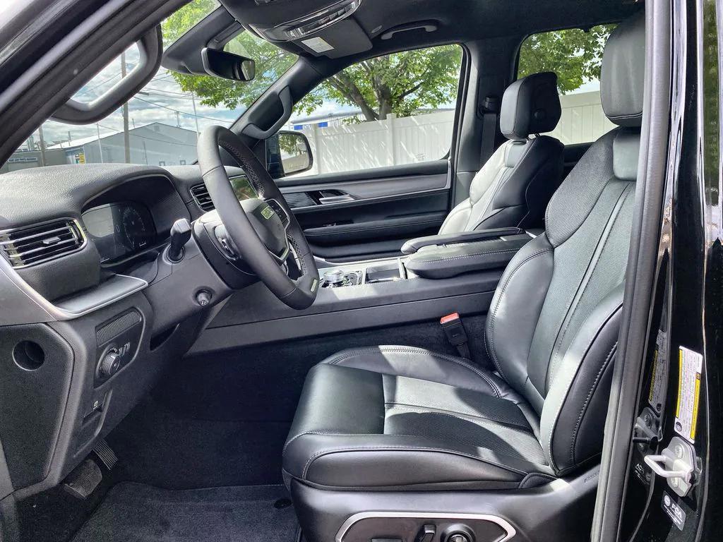 new 2025 Jeep Wagoneer car, priced at $64,716