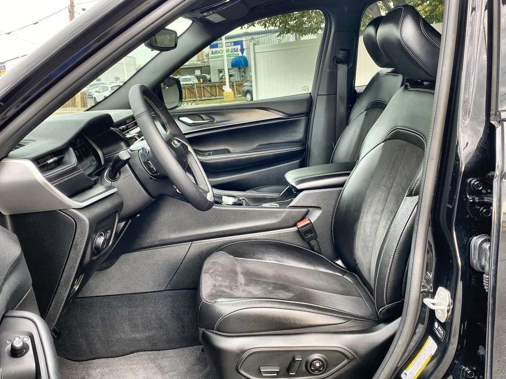 used 2024 Jeep Grand Cherokee L car, priced at $37,000