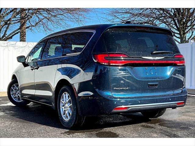 new 2025 Chrysler Pacifica car, priced at $42,470