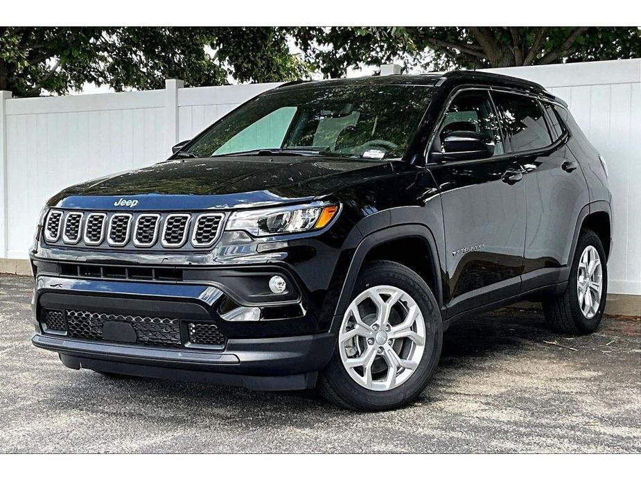 new 2024 Jeep Compass car, priced at $30,627