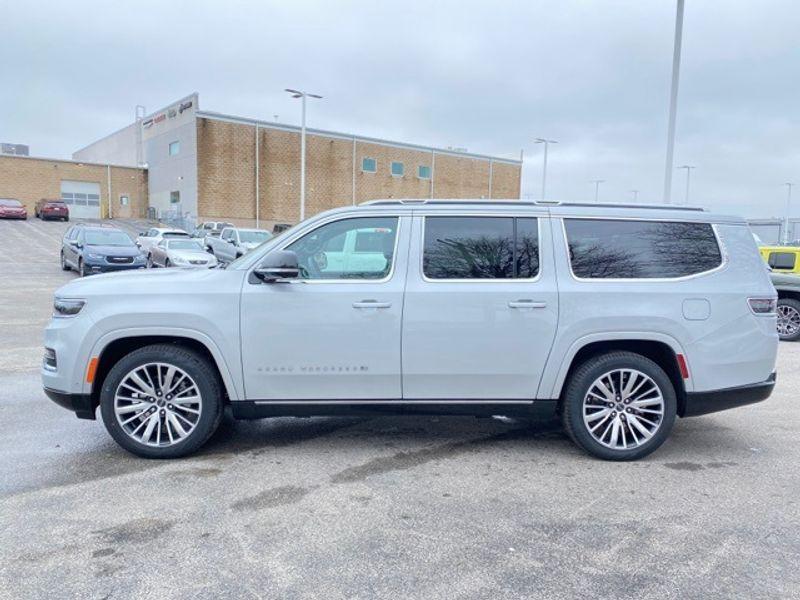 new 2024 Jeep Grand Wagoneer L car, priced at $105,570