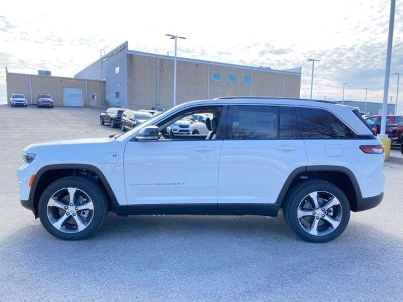 new 2024 Jeep Grand Cherokee 4xe car, priced at $54,861