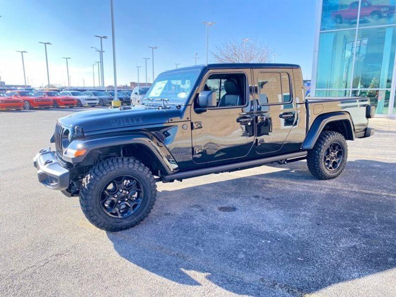 new 2023 Jeep Gladiator car, priced at $50,519