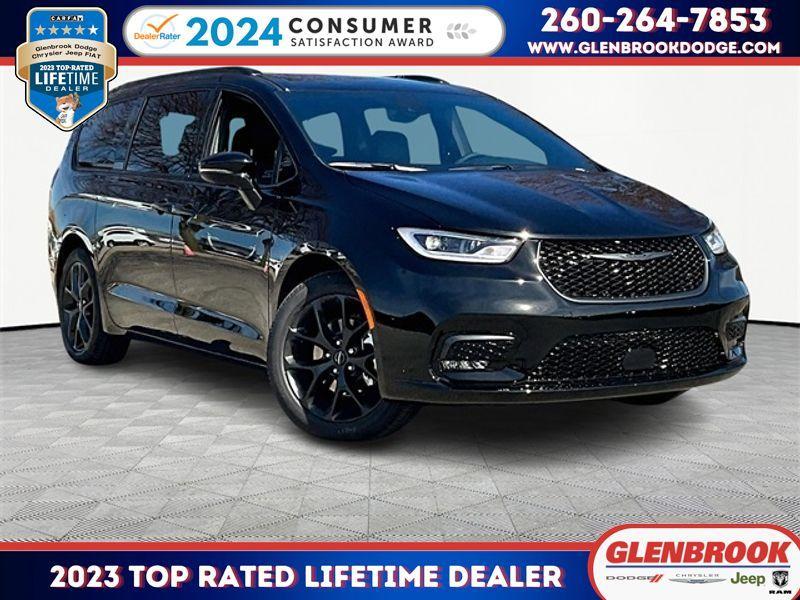 new 2024 Chrysler Pacifica car, priced at $51,470