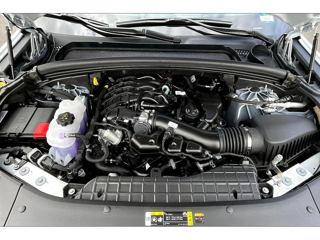 new 2025 Jeep Grand Cherokee car, priced at $41,780