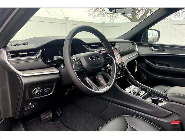 new 2025 Jeep Grand Cherokee car, priced at $48,520