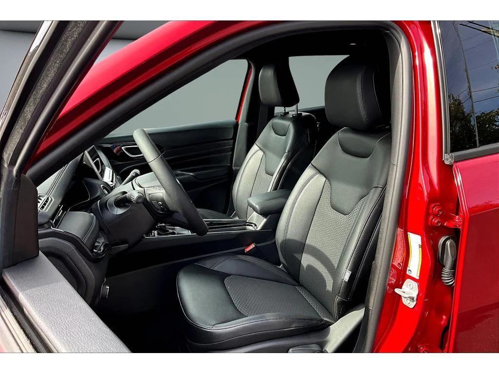 new 2026 Jeep Compass car, priced at $33,185