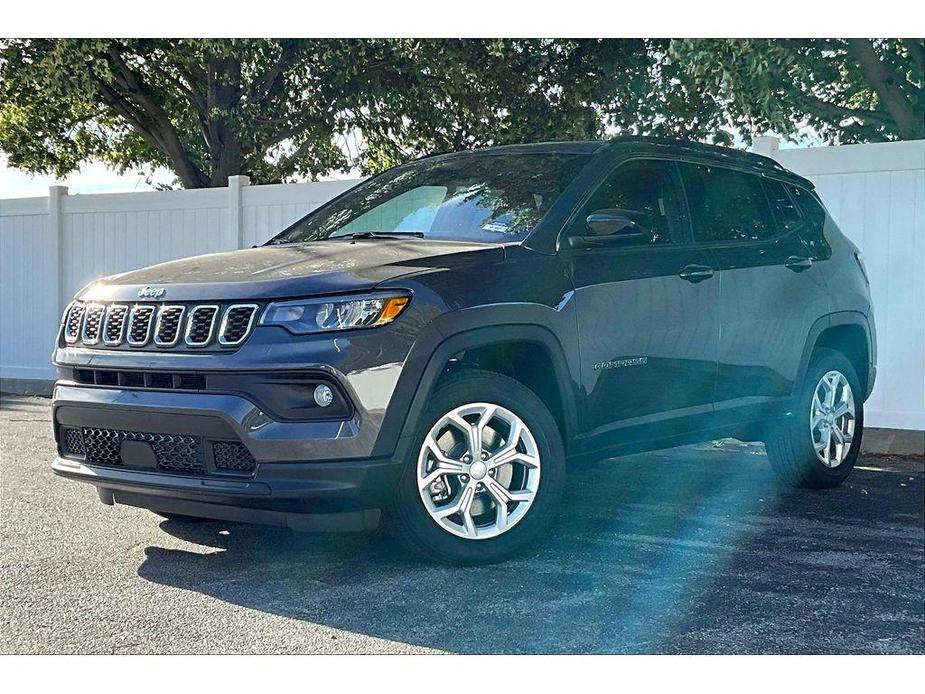 new 2024 Jeep Compass car, priced at $30,627
