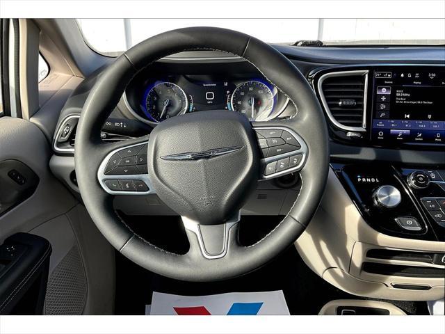 used 2023 Chrysler Pacifica car, priced at $23,430