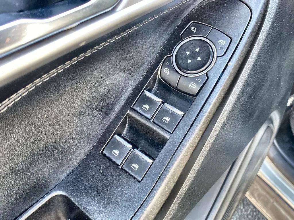 used 2020 Ford Explorer car, priced at $25,000