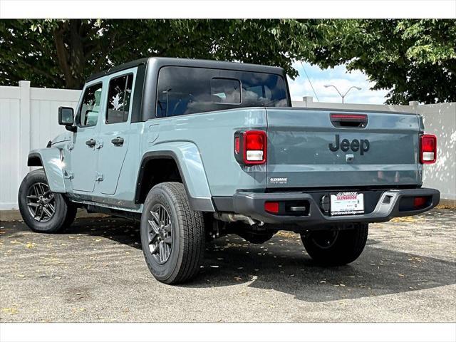 new 2024 Jeep Gladiator car, priced at $42,747