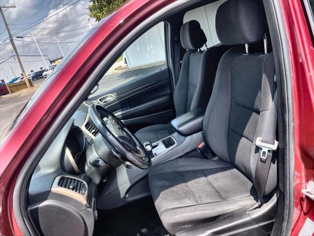 used 2015 Jeep Grand Cherokee car, priced at $11,340