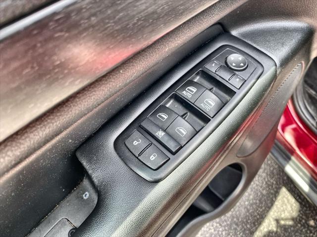 used 2015 Jeep Grand Cherokee car, priced at $11,340