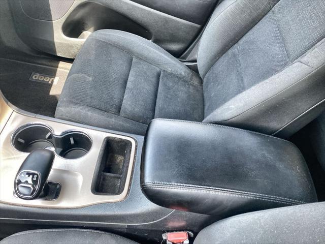 used 2015 Jeep Grand Cherokee car, priced at $11,340