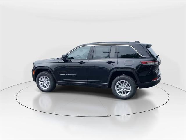 new 2025 Jeep Grand Cherokee car, priced at $40,772