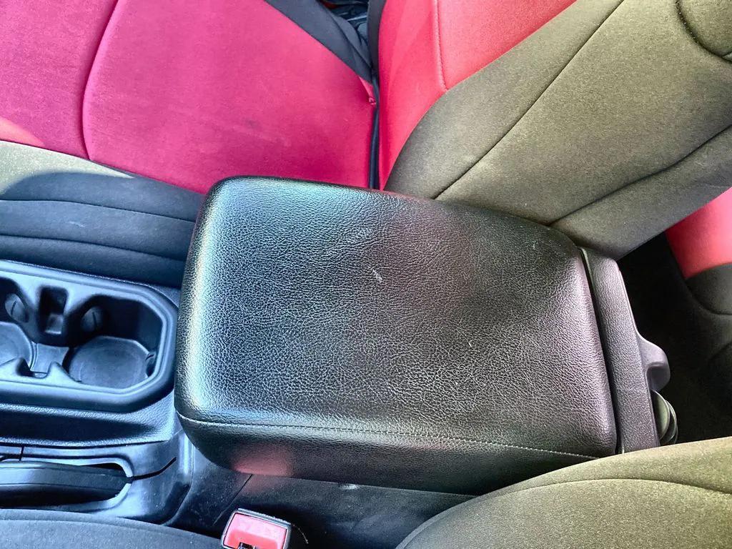 used 2019 Jeep Wrangler Unlimited car, priced at $24,989