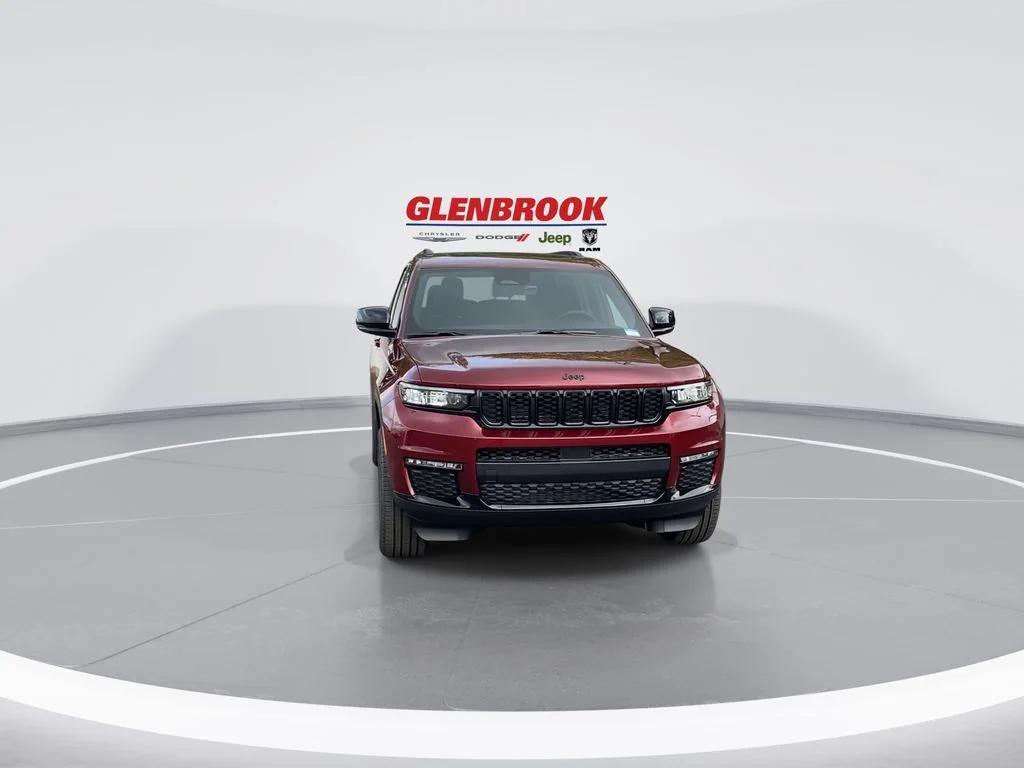 new 2025 Jeep Grand Cherokee car, priced at $52,335