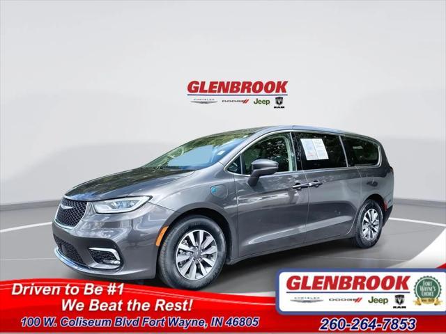 used 2022 Chrysler Pacifica Hybrid car, priced at $21,900