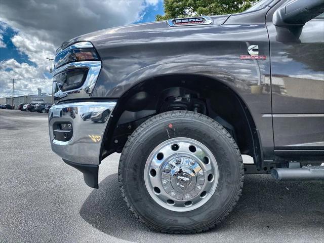 new 2025 Ram 3500 car, priced at $75,440