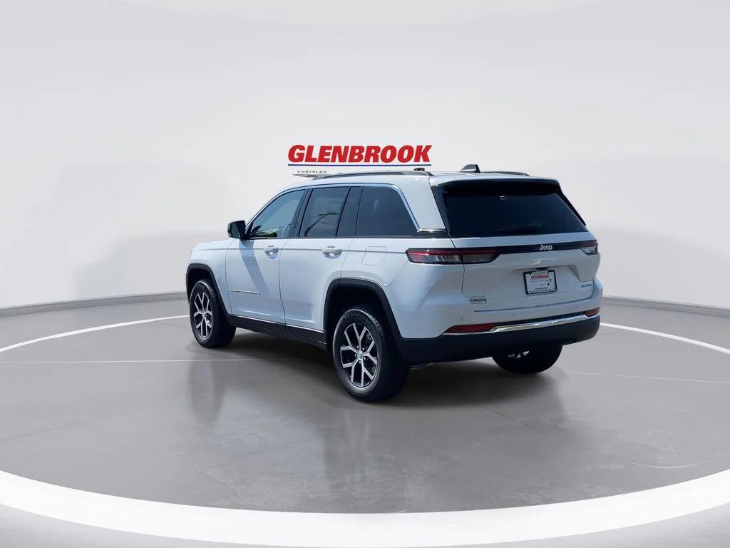 new 2025 Jeep Grand Cherokee car, priced at $44,720