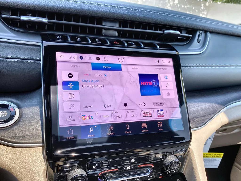 new 2025 Jeep Grand Cherokee car, priced at $44,720