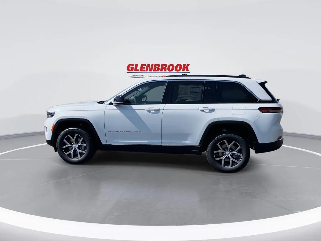 new 2025 Jeep Grand Cherokee car, priced at $44,720