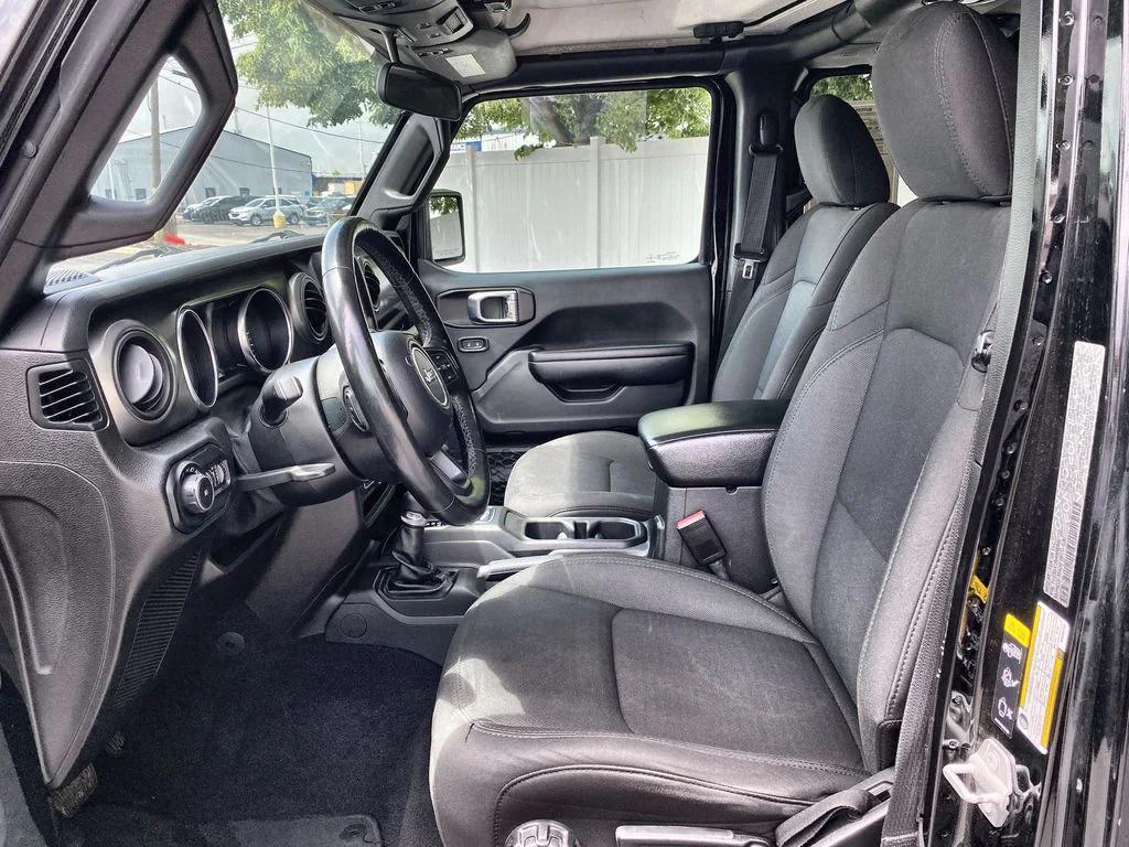 used 2021 Jeep Wrangler car, priced at $26,900