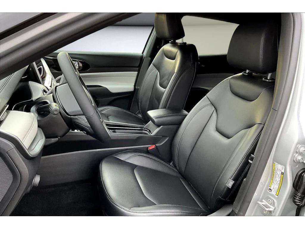 new 2026 Jeep Compass car, priced at $33,648