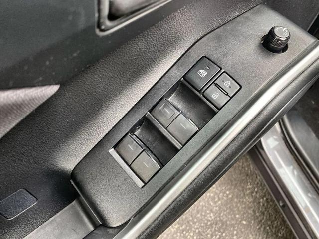 used 2021 Toyota Highlander car, priced at $28,500